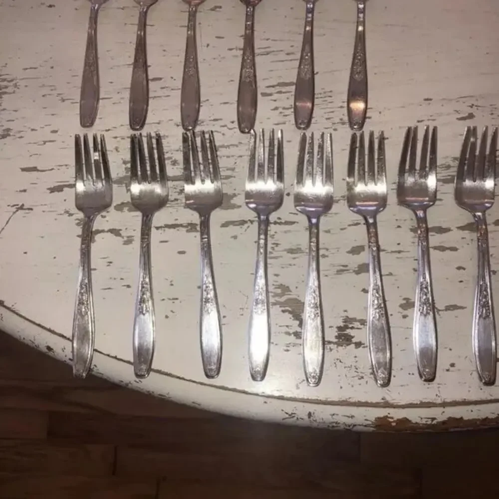 Vintage Rogers Bros 1847 Silverware Set of 60 Pieces AMBASSADOR Silverplate